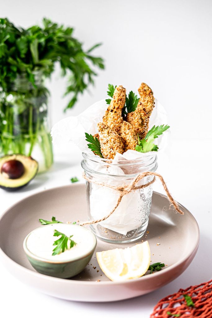 Healthy & Delicious Avocado Fries with Cashew Aioli 