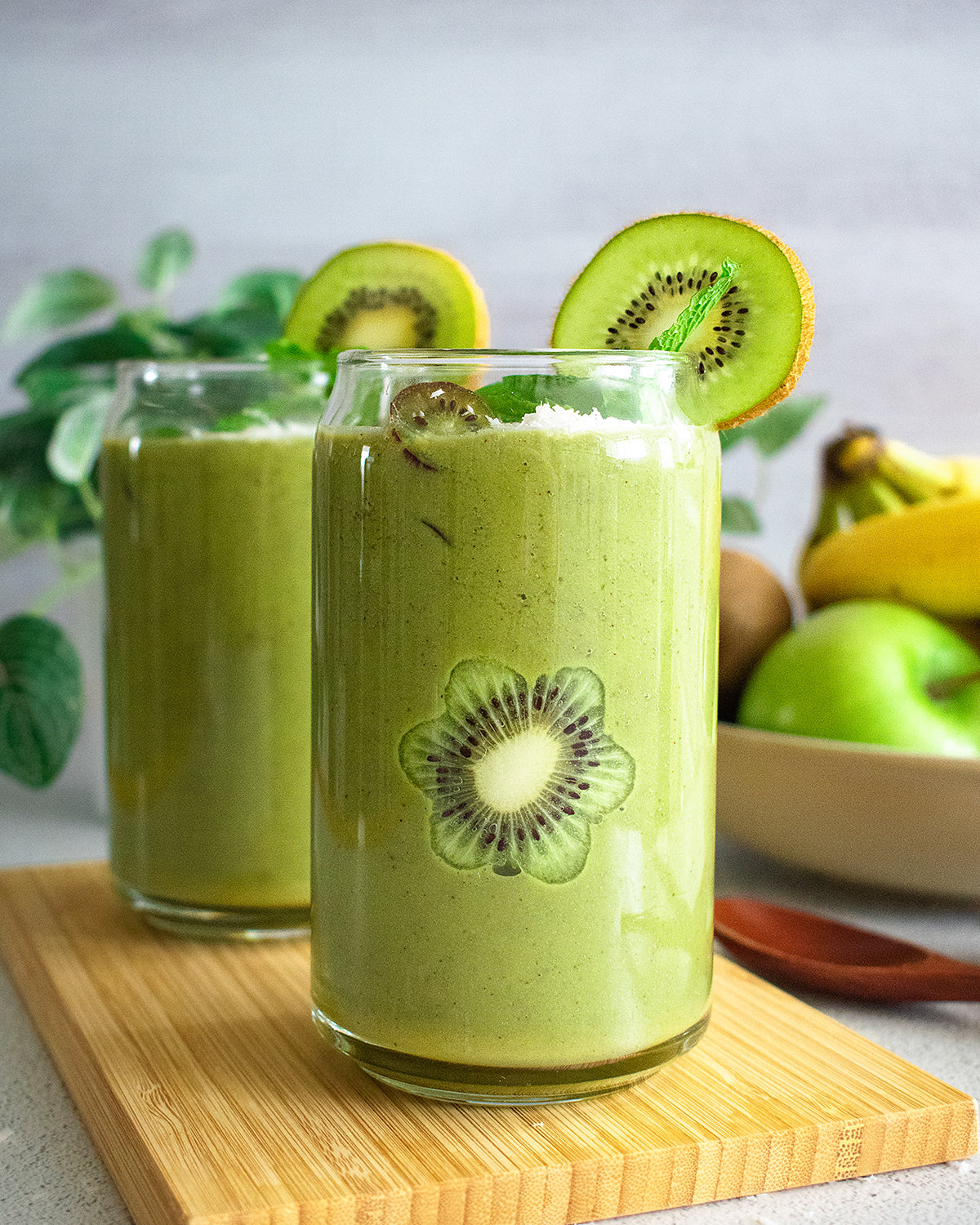 Matcha Green Smoothie: Goodness Made Easy