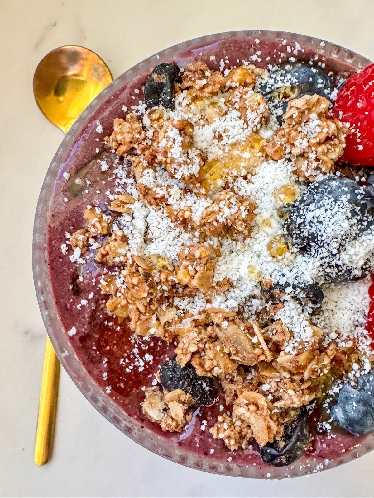 Coconut Açaí Bowl: A Tropical, Gut-Friendly Twist